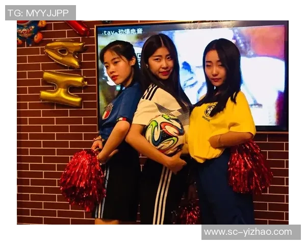 泰国足球宝贝展现青春活力与激情魅力引领球迷热潮